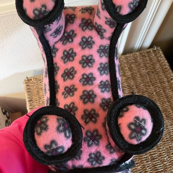 Barnyard Tuff Decorative Pig Chew Toy BIG! - Picture 7 of 14